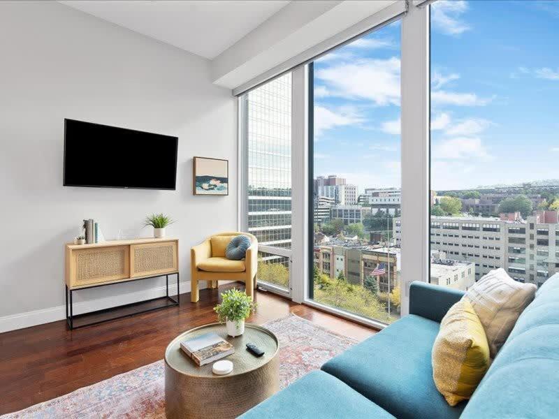 פיטסבורג Cozysuites Roomy 1Br, Ppg Paints Arena, Pitts מראה חיצוני תמונה