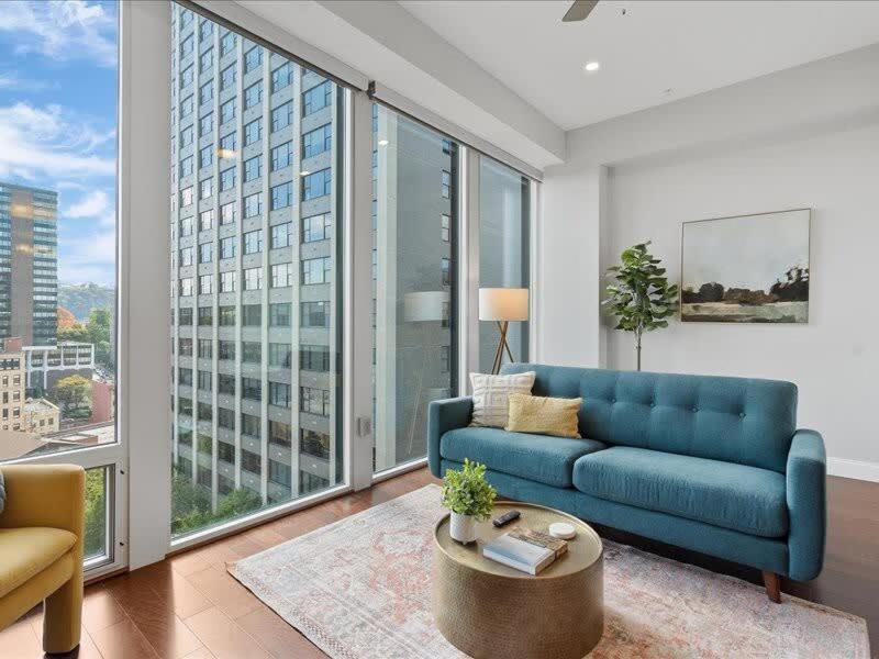 פיטסבורג Cozysuites Roomy 1Br, Ppg Paints Arena, Pitts מראה חיצוני תמונה